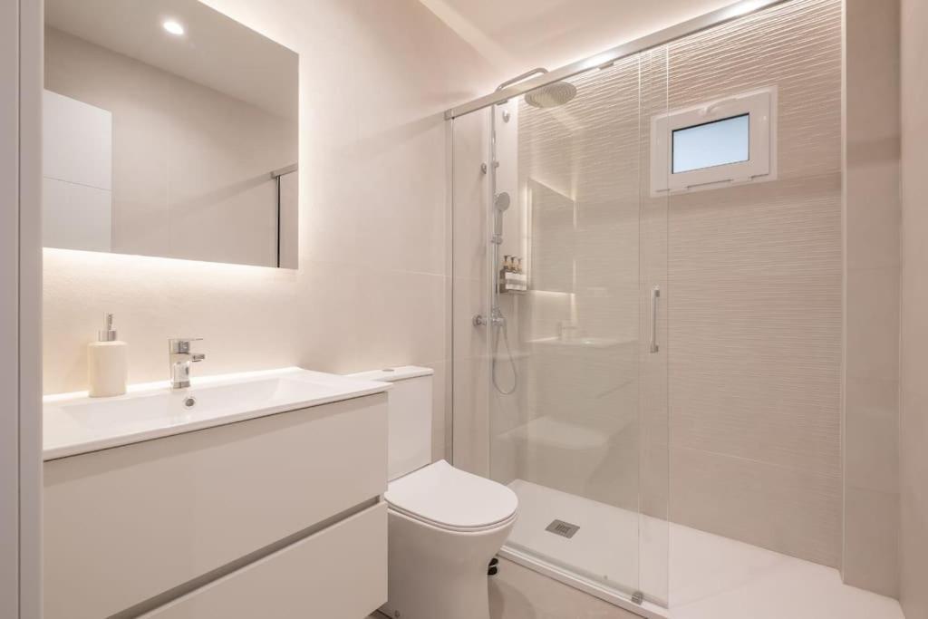 Apartamento Moderno Y Bien Ubicado Малага Екстер'єр фото